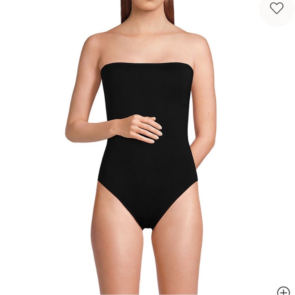 Elegant Black Strapless Swimsuit - Picture 3 of 5